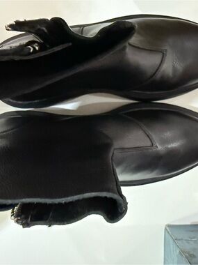 Zara Black Women’s Genuine Leather Chelsea Boots